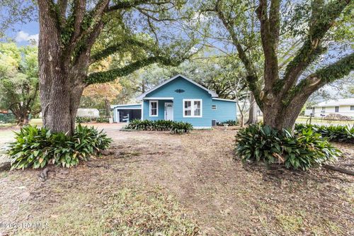 220 S Vivian Ave, Eunice, LA, 70535-5116 | Card Image