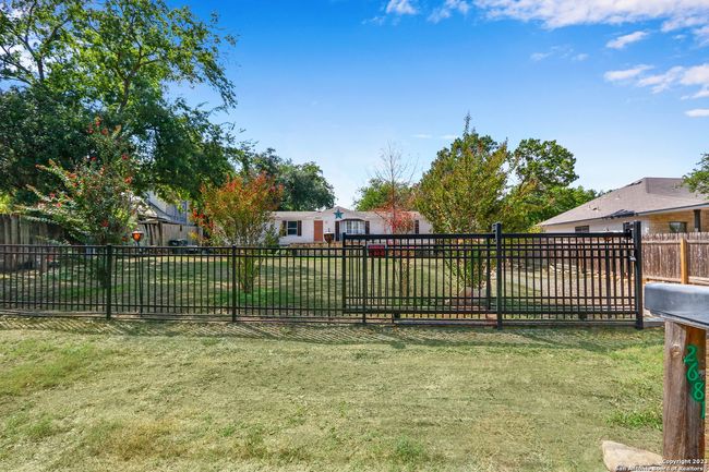 2681 Crazyhorse Pass, House other with 3 bedrooms, 2 bathrooms and null parking in Austin TX | Image 6