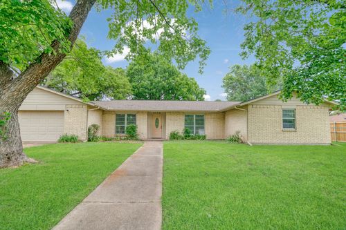 2004 Blue Bird Cir, Bonham, TX, 75418-2201 | Card Image
