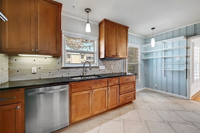 1203 W 40 Th St, House other with 3 bedrooms, 2 bathrooms and 4 parking in Austin TX | Image 15