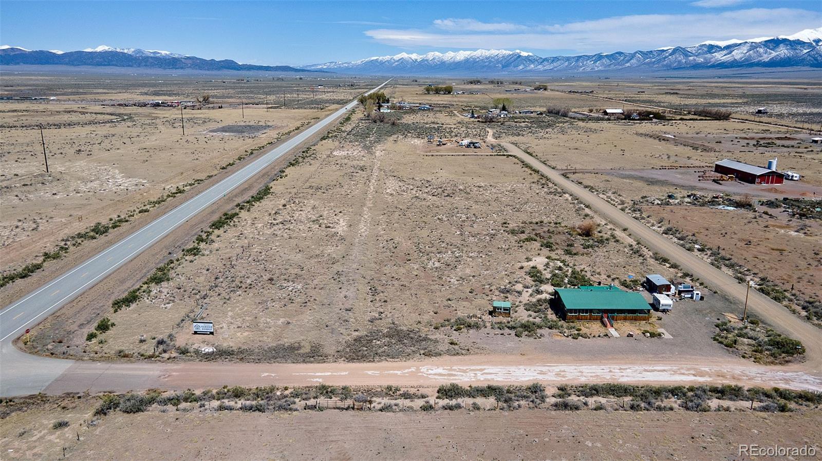 Commercial Sale in Moffat
