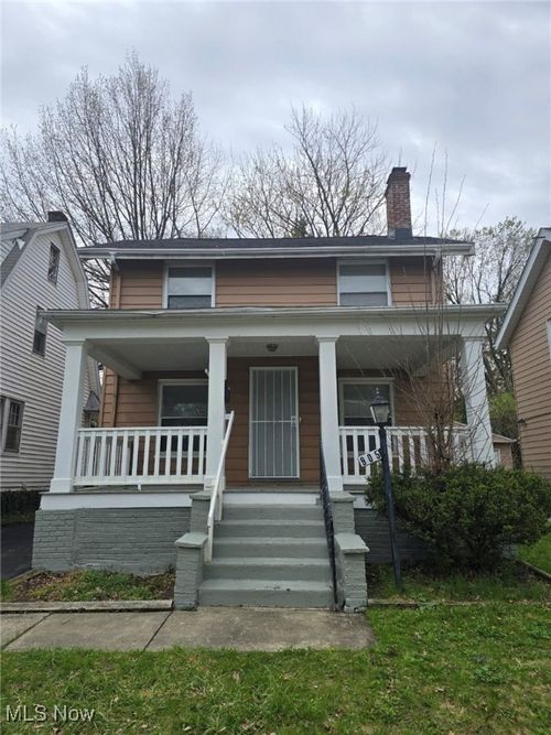 905 Selwyn Rd, Cleveland, OH, 44112-2345 | Card Image