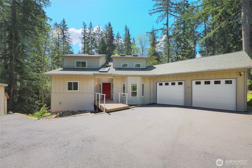 27923 Ne 49th St, Redmond, WA, 98053-8813 | Card Image