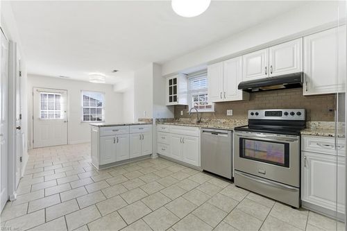 b-722 16th St, Virginia Beach, VA, 23451-4205 | Card Image