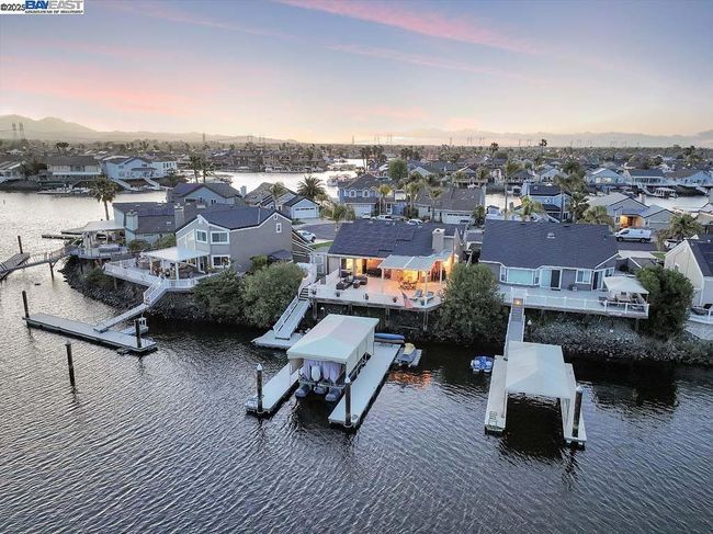 1864 Dune Point Way, House other with 3 bedrooms, 2 bathrooms and 2 parking in Discovery Bay CA | Image 48