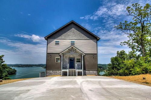 2324 Mary Alice Way, Sevierville, TN, 37876-3134 | Card Image