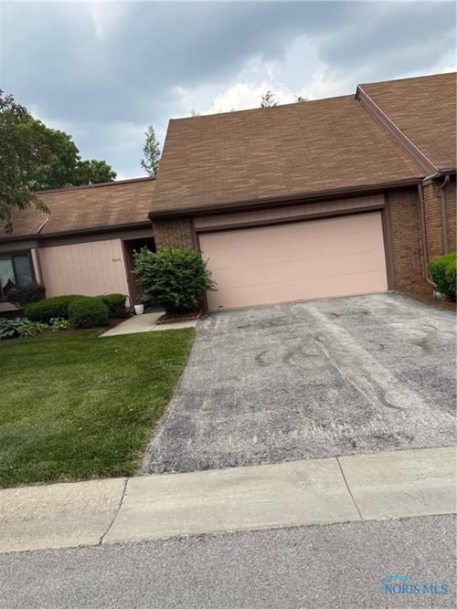 5610 Hogan Avenue, Toledo, OH, 43615 | Card Image