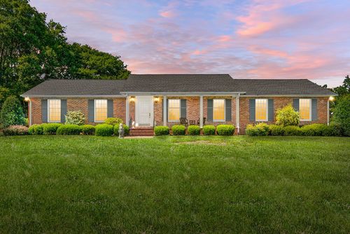 699 Foston Chapel Rd, Hopkinsville, KY, 42240-5371 | Card Image
