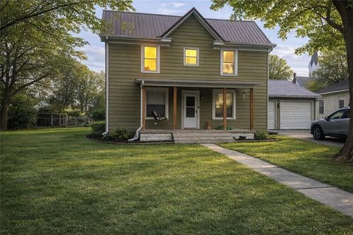 511 N Main St, Corder, MO, 64021-7856 | Card Image