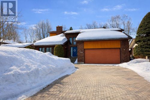 109 Greenview Lane, Sault Ste Marie, ON, P6A6L1 | Card Image