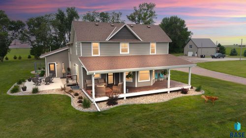 577 60th Ave, Beaver Creek, MN, 56116-4057 | Card Image