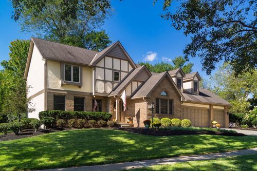 5072 Galway Dr, Dublin, OH, 43017-8464 | Card Image