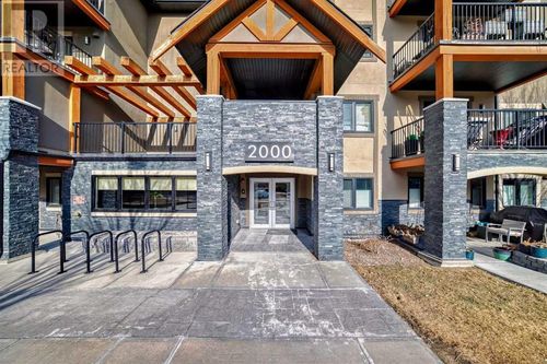 2302-402 Kincora Glen Rd Nw, Calgary, AB, T3R0V2 | Card Image