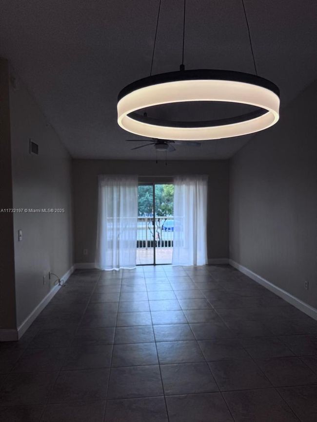 APT-316 - 2640 S University Dr, Condo with 3 bedrooms, 2 bathrooms and null parking in Davie FL | Image 13