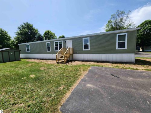 9163 Elsie Ave, Bear Lake, MI, 49614-9680 | Card Image