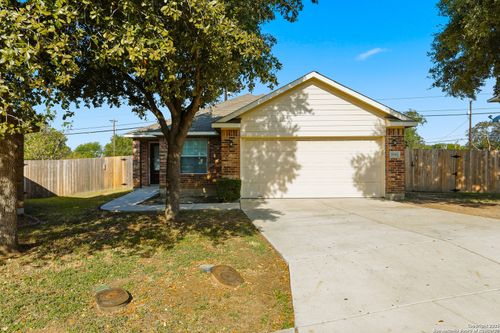 5703 Cardinal Fls, San Antonio, TX, 78239-1422 | Card Image