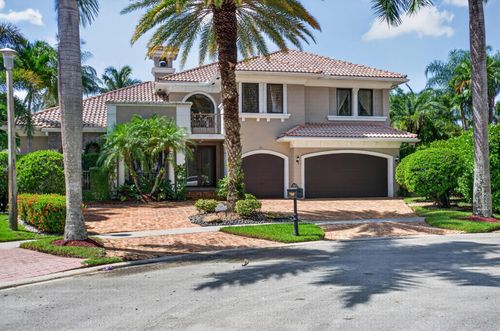 700 Cardinal St, Plantation, FL, 33324-8213 | Card Image