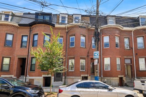113 Saratoga St, Boston, MA, 02128-1614 | Card Image