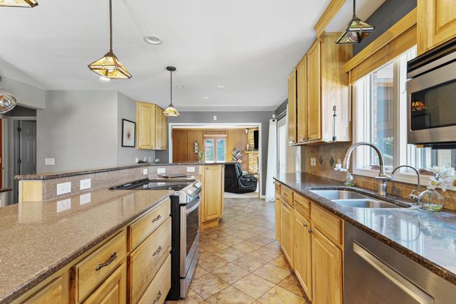 1813 Skyline Dr, House other with 4 bedrooms, 3 bathrooms and null parking in STOUGHTON WI | Image 26