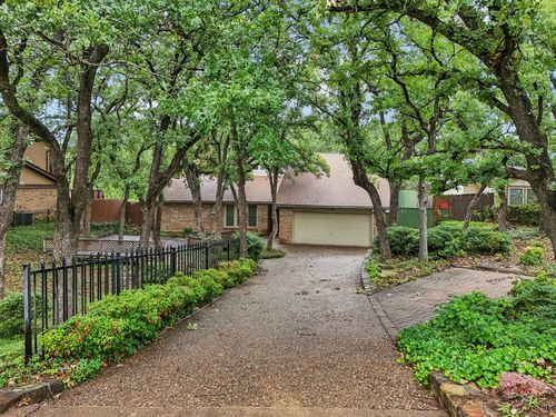 5907 Mountainwood Dr, Arlington, TX, 76016-2104 | Card Image