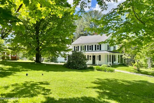 18 Old Queechy Rd, Canaan, NY, 12029-3007 | Card Image