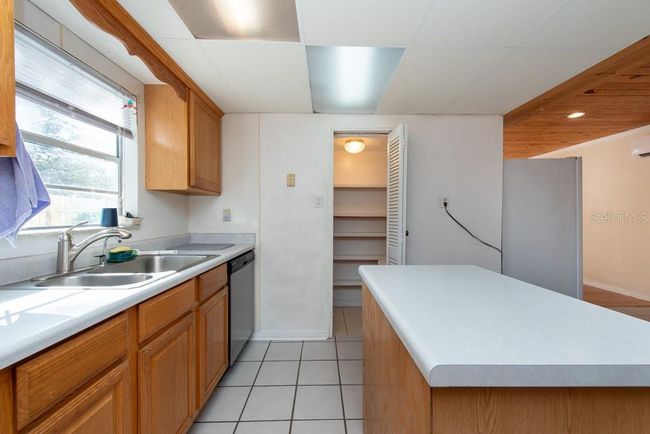 11008 Browning Rd, House other with 4 bedrooms, 4 bathrooms and null parking in LITHIA FL | Image 20