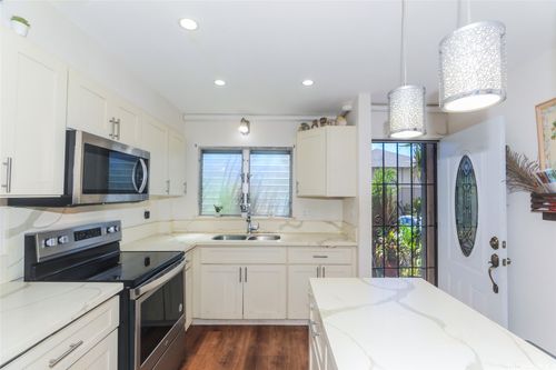 apt-9-91-627 Kilaha St, Ewa Beach, HI, 96706-2673 | Card Image
