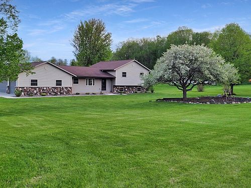 6275 County Road Mm, Elkhart Lake, WI, 53020-1507 | Card Image