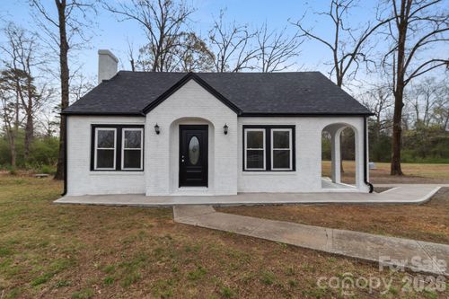 24460 Endy Rd, Albemarle, NC, 28001-7500 | Card Image