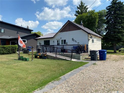 1117 Gordon St, Moosomin, SK, S0G3N0 | Card Image