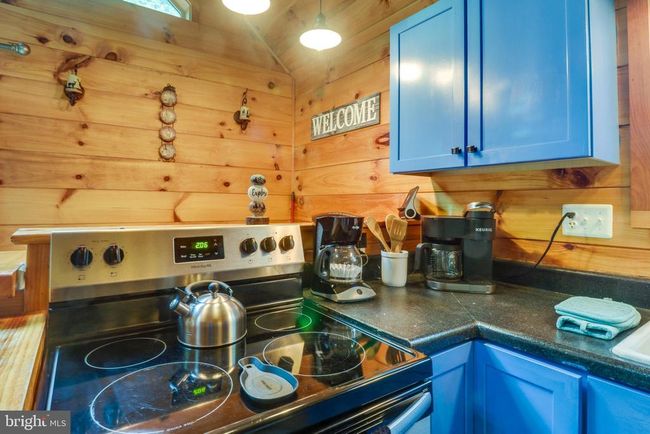 882 Lazy River West Rd, House other with 2 bedrooms, 2 bathrooms and null parking in LURAY VA | Image 12