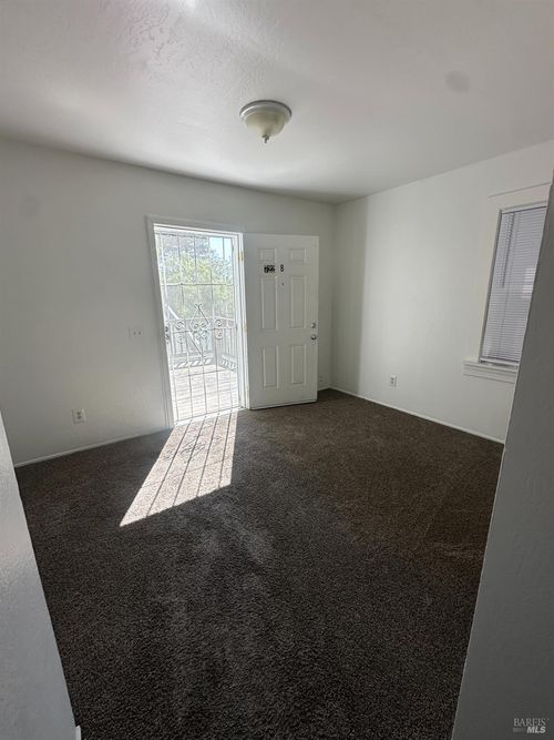 b-722 York St, Vallejo, CA, 94590-6160 | Card Image