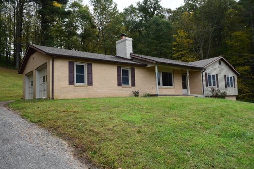 171 Pine Creek Way Se, Floyd, VA, 24091-2639 | Card Image