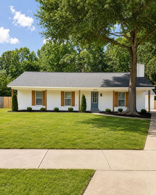 2467 Flowering Tree Dr, Bartlett, TN, 38134-5431 | Card Image