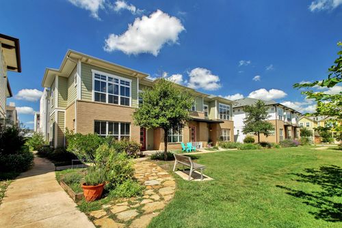 2806 Moreno St, Austin, TX, 78723-2916 | Card Image