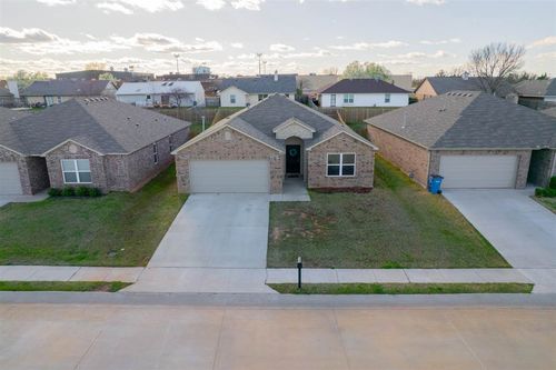 1908 Carnley St, Stillwater, OK, 74075-7939 | Card Image