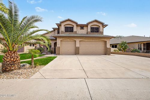 6579 W Oraibi Dr, Glendale, AZ, 85308-7054 | Card Image