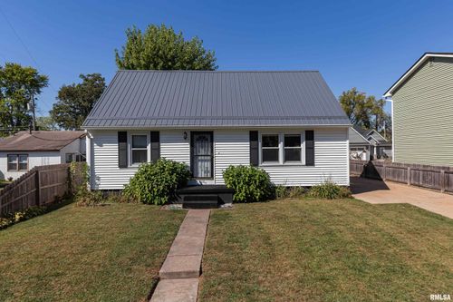 317 2nd Ave, Hampton, IL, 61256-9645 | Card Image