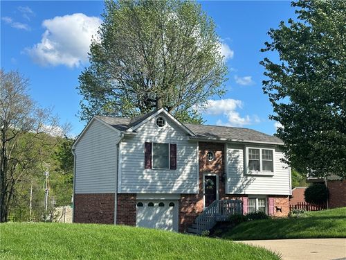 3126 School Pl, Finleyville, PA, 15332-1355 | Card Image