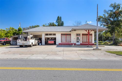 1015 S Grove St, EUSTIS, FL, 32726-5521 | Card Image