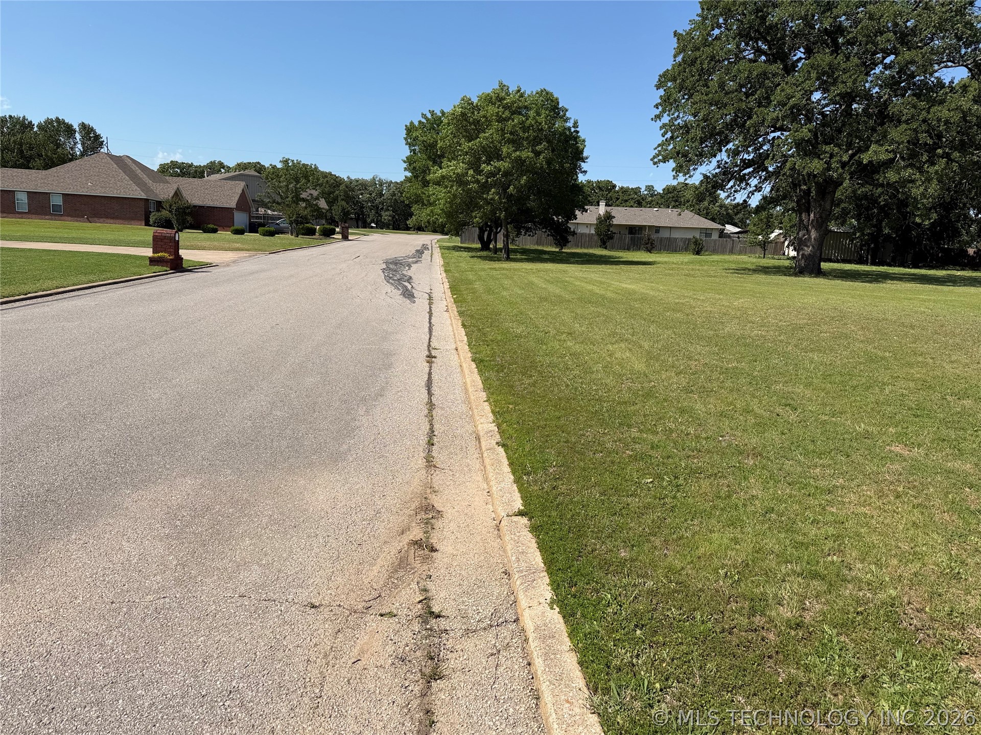 Land in Ardmore 3