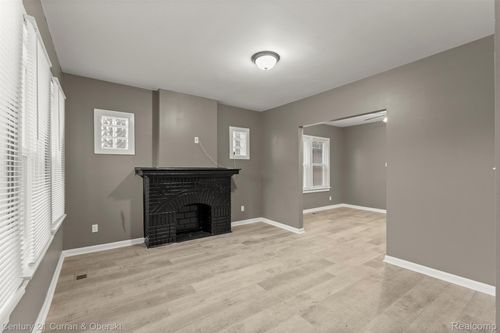 3250 Tyler St, Detroit, MI, 48238-3335 | Card Image