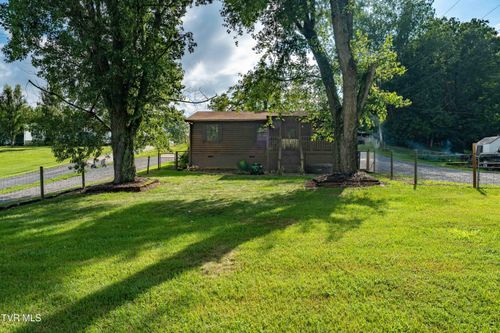 2175 5th St, Bristol, TN, 37620-3205 | Card Image