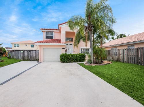 3055 Sunset Ln, MARGATE, FL, 33063-7071 | Card Image