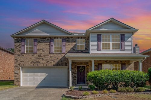 1052 Gannett Rd, Hendersonville, TN, 37075-1725 | Card Image