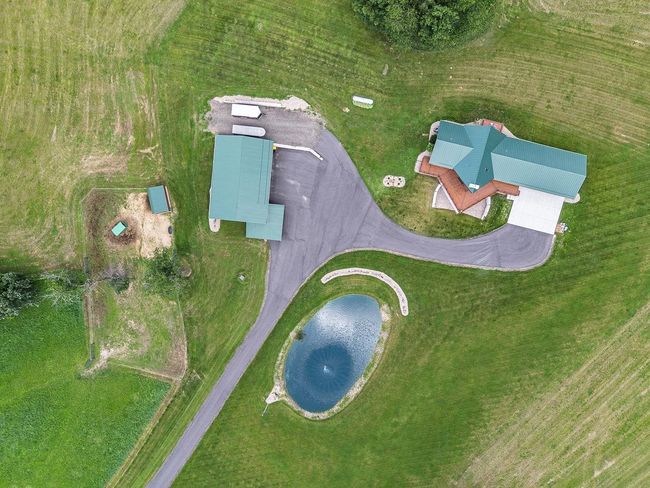 E7498 Mill Rd, House other with 6 bedrooms, 4 bathrooms and null parking in SPRING GREEN WI | Image 68