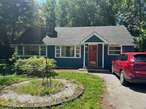 100 Breakneck Rd, Highland Lakes, NJ, 07422-1613 | Card Image