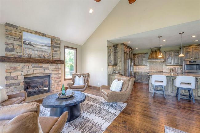 18670 W 248 Th St, House other with 5 bedrooms, 5 bathrooms and null parking in Paola KS | Image 20