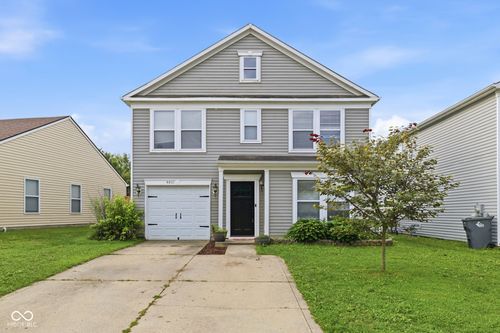 8821 Hosta Way, Camby, IN, 46113-7747 | Card Image
