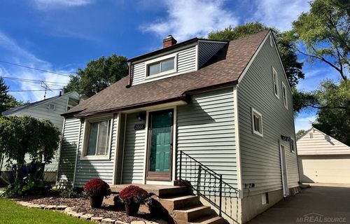 2608 Cumings Ave, Flint, MI, 48503-3548 | Card Image